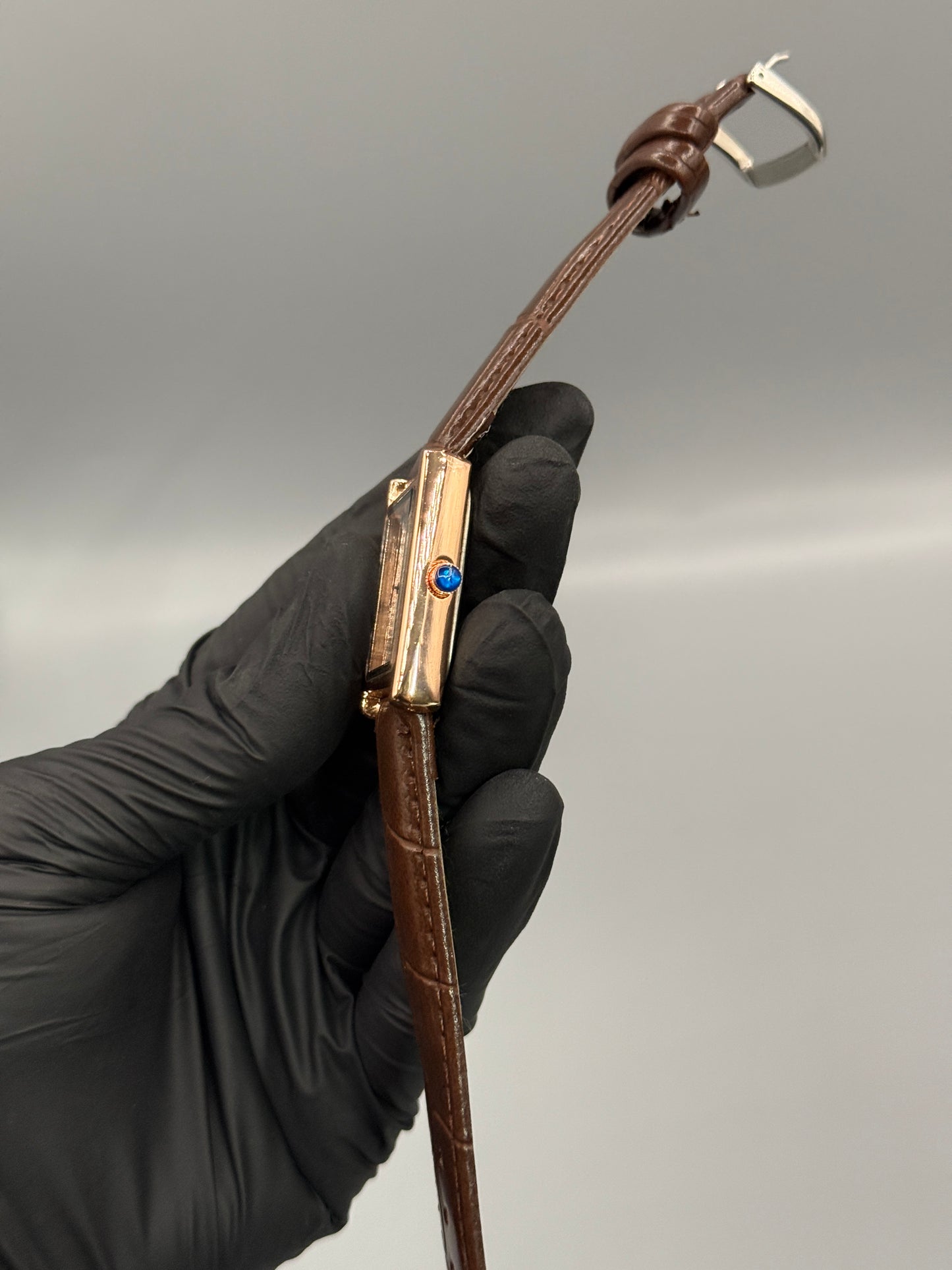 Old Money Style Leather Strap