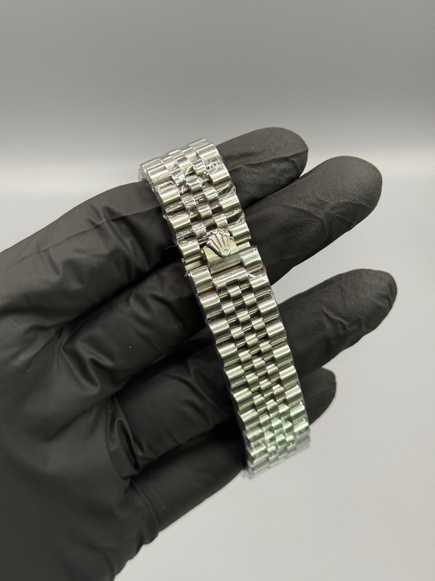 Jubilee Chain Date Just