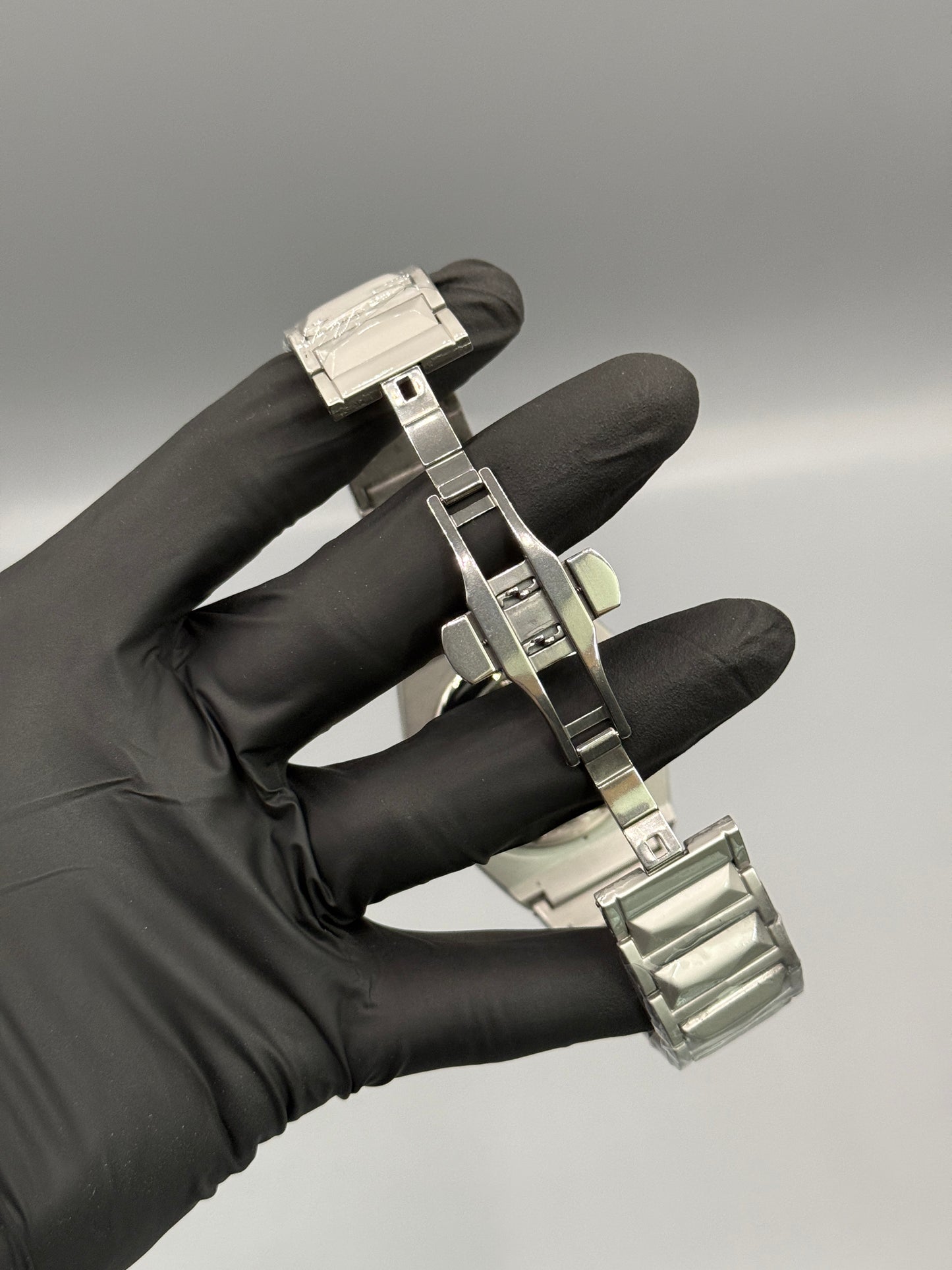 Diamond Cut Semi Automatic