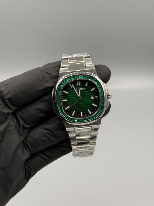 Silver Chain Green Dial Stone