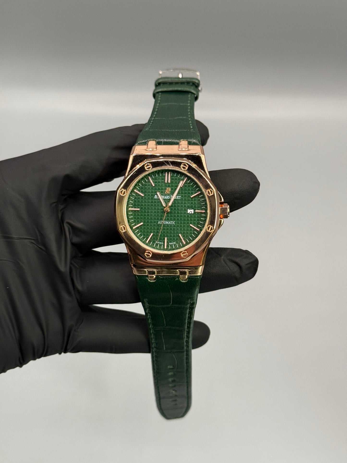 AP Semi Auto Leather Strap ￼