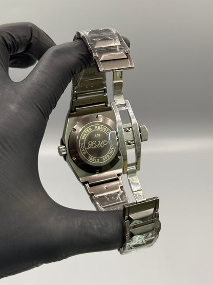 Diamond Cut Full Black