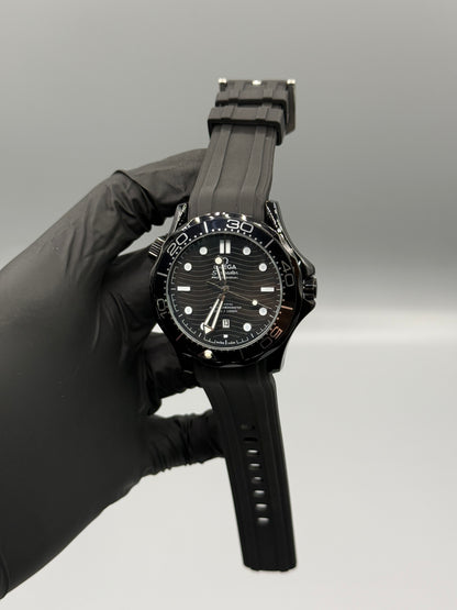 Rotating Dial Rubber Strap Full Black