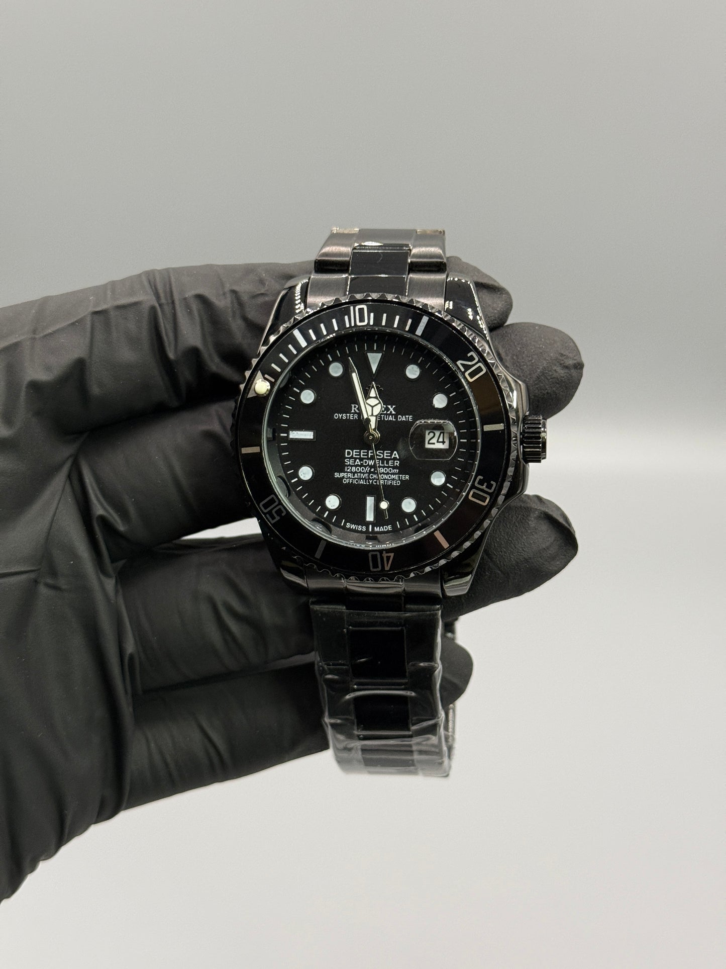 Submarine Date Just Rotation Dial